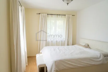 Erdgeschoss Schlafzimmer