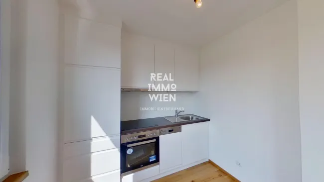 @23. Bezirk!!! Zur Vermietung 2 Zimmerwohnung mit Balkon!! 360° Grad Besichtigung!! Nähe U6 PERFEKTASTRAẞE!!@ - Bild