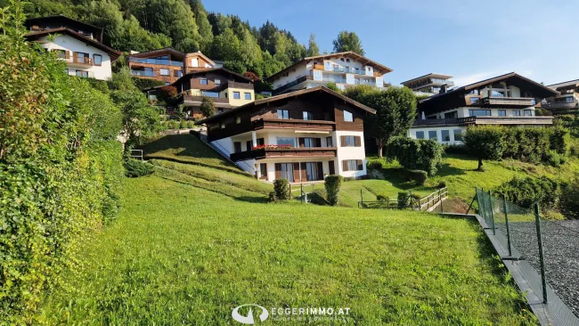 Zell am See: Wohnjuwel direkt oberhalb vom Stadtzentrum - Großes, gepflegtes Haus mit unverbaubarem Seeblick zu verkaufen - Bild