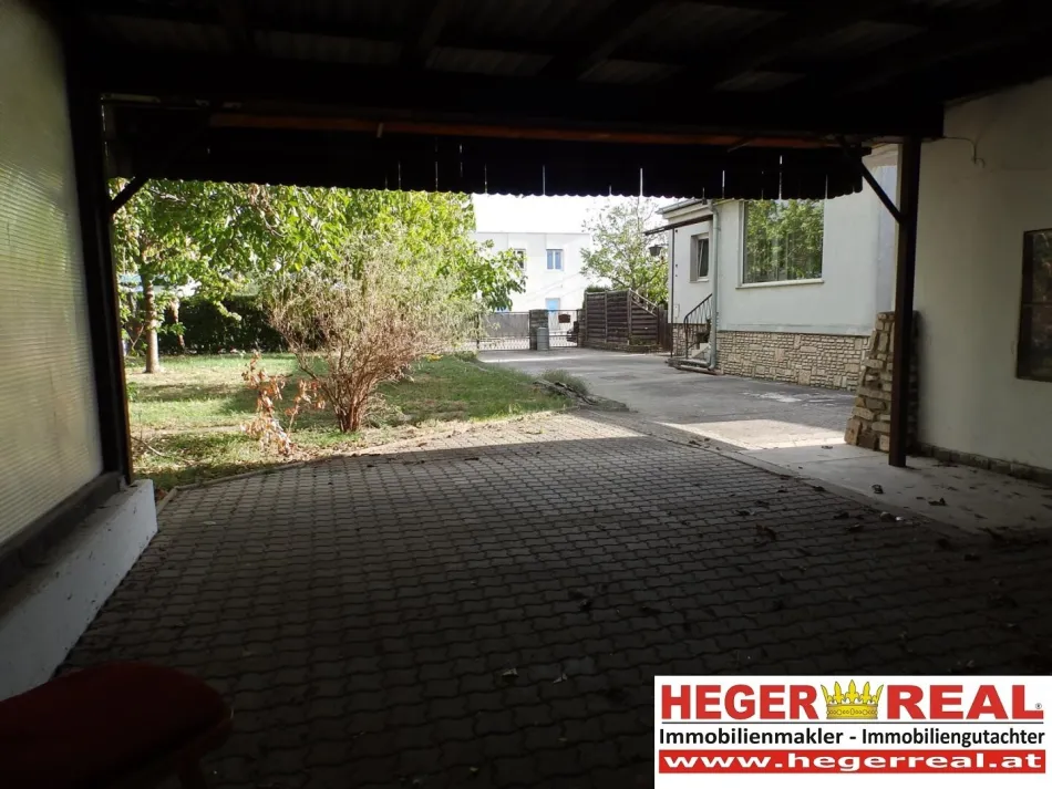 EINFAMILIENHAUS - NEBENGEBÄUDE mit GARAGE - ECKGRUNDSTÜCK 846m² - Bild