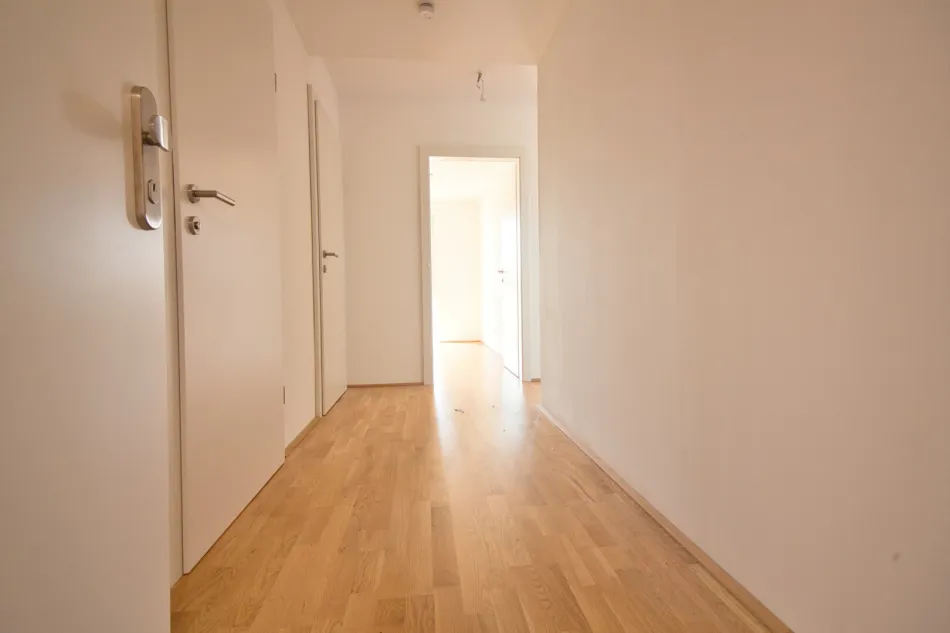 Wohnen trifft Arbeiten – 2,5-Zimmer-Wohnung mit Balkon & angrenzendem Büro mit separatem Zugang - Bild