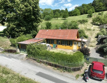 ... reserviert ... ++ REISE IN DEN SÜDEN ++ Neustift b.GS. !! Nettes Häuschen in wunderbarer Aussichtslage mit ca. 1.780 m2 Eigengrund !!