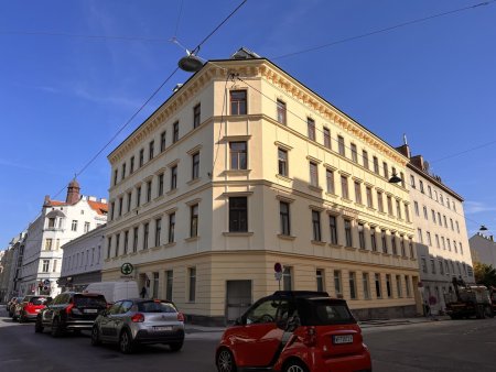 Erstbezug! Kompakte 2 Zimmer Altbauwohnung (Top 8)