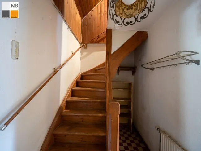 Treppe alter Hausteil