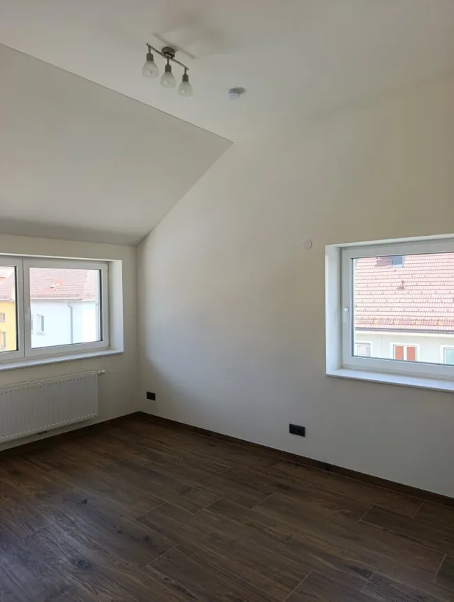 Neu Errichtete Dachgeschoßwohnung - Bild