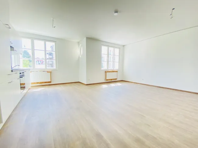Licht und klare Linien prägen das Ambiente dieser Wohnung - GEFÖRDERT! - Titelbild