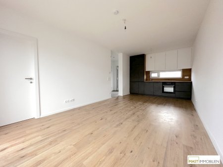 Lichtdurchflutete 2-Zimmer-Wohnung mit Balkon und Stellplatz!
