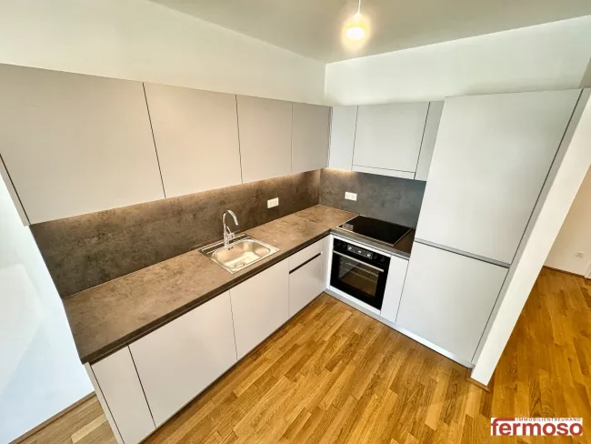 Moderne 2-Zimmer-Wohnung mit Balkon & U-Bahn in 1210 Wien, Miete €949,20! - Bild
