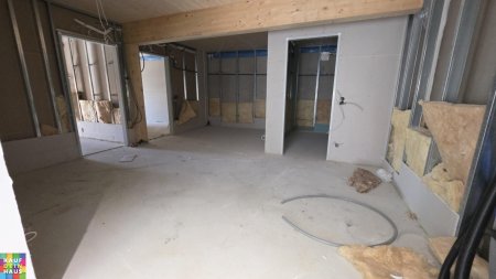 "MITTENDRIN" - EIN ORT ZUM ARBEITEN, ANKOMMEN UND WOHLFÜHLEN!