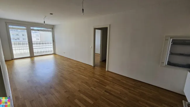 Drei Zimmer Genossenschaftswohnung mit Balkon - Bild