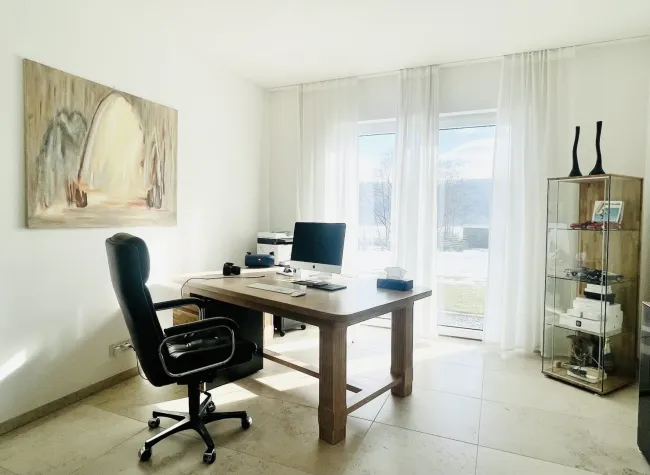 Zimmer Büro