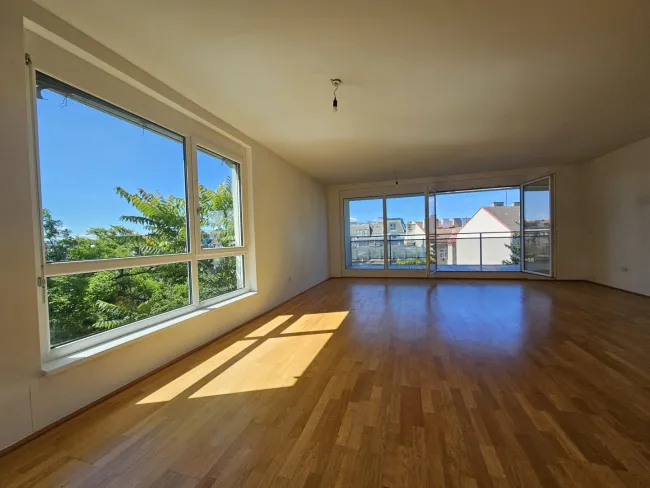 Exklusives Panorama Apartment mit Terrasse - Titelbild