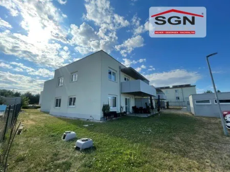 Heizkoten inkludiert! Moderne 2-Zi-Genossenschaftswohnung mit Balkon & Stellplatz in Seefeld-Kadolz - Titelbild