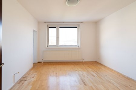 Lichtdurchflutete 2-Zimmer Wohnung, Nähe JKU
