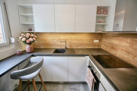 Stilvolle 4-Zimmer-Wohnung mit Loggia in attraktiver Lage des 14. Bezirks