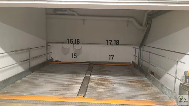 1190 - GÜNSTIGER PARKPLATZ NR. 16//20 AB SOFORT ZU MIETEN - Titelbild