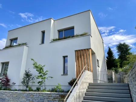 Provisionsfrei - Exklusives Einfamilienhaus mit großem Pool am Kahlenberg in Klosterneuburg