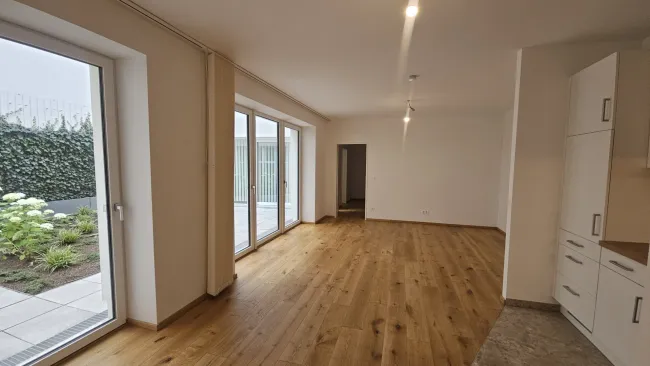 BÜRO in top Lage - Kennedy Brücke- ERSTBEZUG - Bild