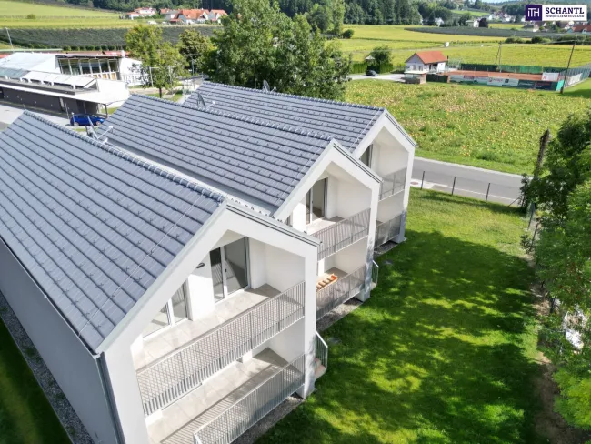 großes Badezimmer im OG