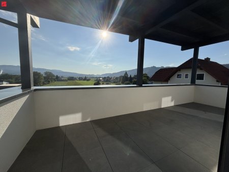 Stilvoller Wohntraum mit überdachter Terrasse