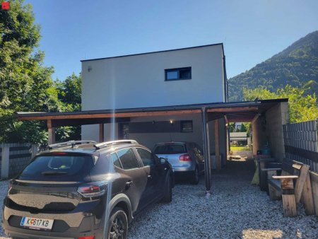 Moderner Wohntraum in Grenznähe zu Italien