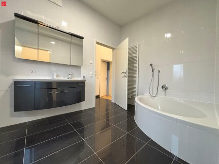 Großzügiges Zuhause mit Garten, Abendsonnenterrasse und 4 Schlafzimmern