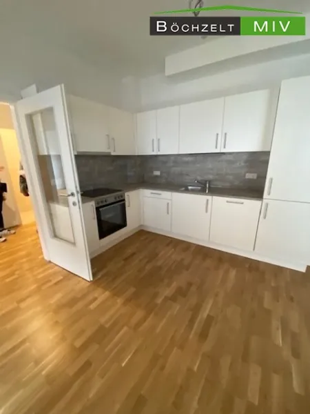 Moderne 3-Zimmer-Wohnung mit Balkon direkt am Hauptplatz Knittelfeld ++ Küche möbliert - Bild