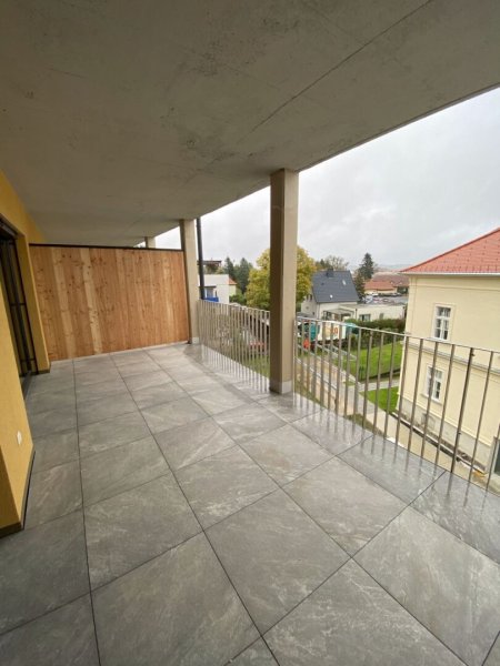 TRAUMHAFTE Neubauwohnung mit 2 Zimmern, Balkon und Tiefgaragenparkplatz Nähe Hauptplatz in Kalsdorf