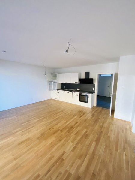 PROVISIONSFREIE 3-Zimmer-Neubauwohnung mit herrlichem Balkon, Morgensonne und Tiefgaragenparkplatz