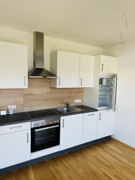 Herrliche 2-Zimmer-Wohnung mit Balkon und Tiefgaragenparkplatz in Premstätten