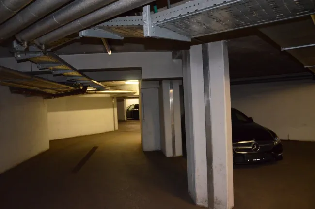 Altmannsdorfer Straße 40 | Garagenplätze - Bild