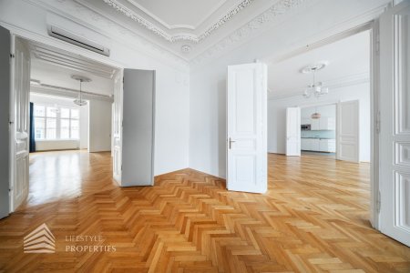 Lichtdurchflutete 4-Zimmer Wohnung, Nähe Votivkirche