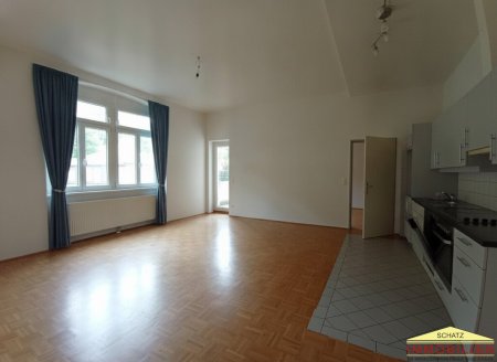 Großzügige 3-Zimmer-Wohnung mit Balkon, Lift und Parkplatz – 76,56 m² Wohnfläche