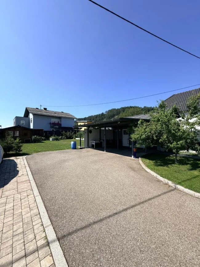 Mehrgenerationenhaus mit Potenzial! - Bild