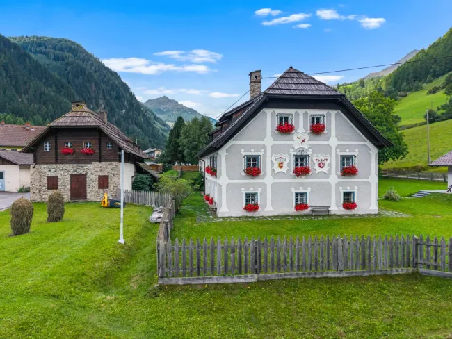 Historisches Herrenhaus am Fuße des Katschberg! - Bild