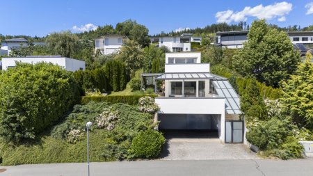 Architektenvilla mit Traumaussicht!