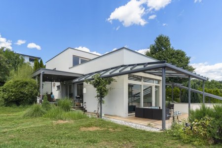 Architektenvilla mit Traumaussicht!
