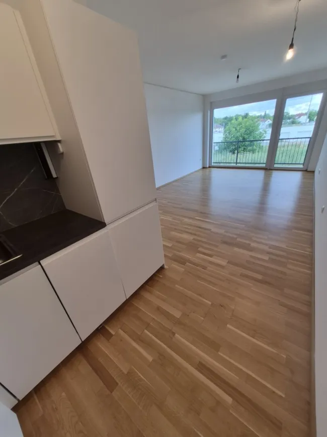 Neubau: Traumhafte ca. 54 m² Wohnung mit Balkon - Bild