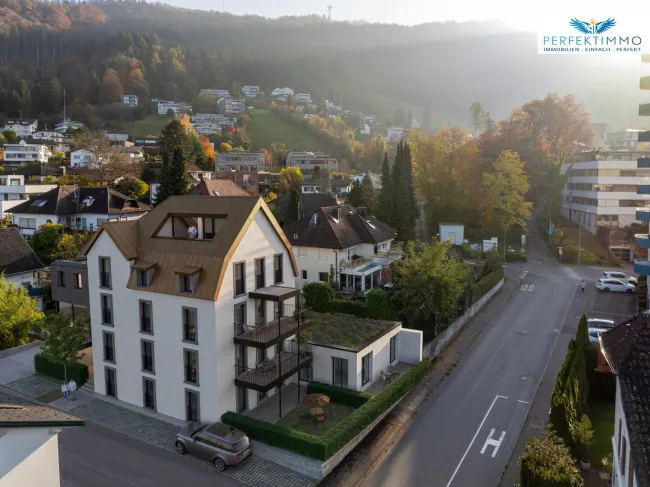 Wohnen wie im eigenen Haus: lichtdurchfluteter, geräumiger Wohntraum mit Dachterrasse - Bild