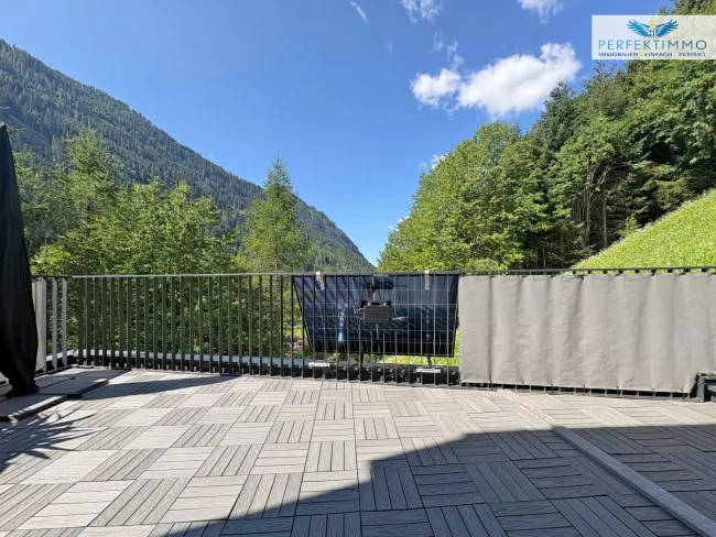Geschmackvolle 3-Zimmer-Wohnung mit Bergblick - Bild