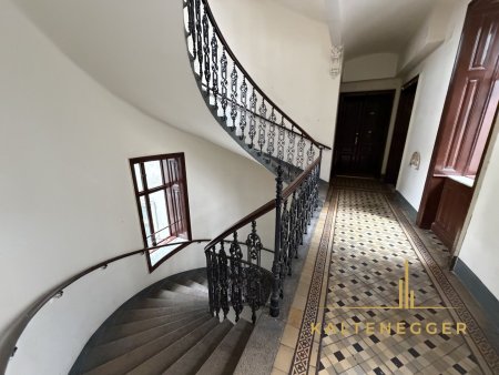 Gründerzeit-Zinshaus beim Augarten mit ca. 40% Leerstand und DG Ausbaukonzept