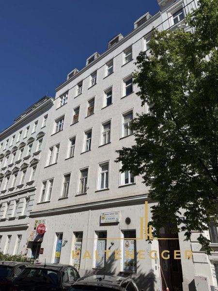Gründerzeit-Zinshaus beim Augarten mit ca. 40% Leerstand und DG Ausbaukonzept
