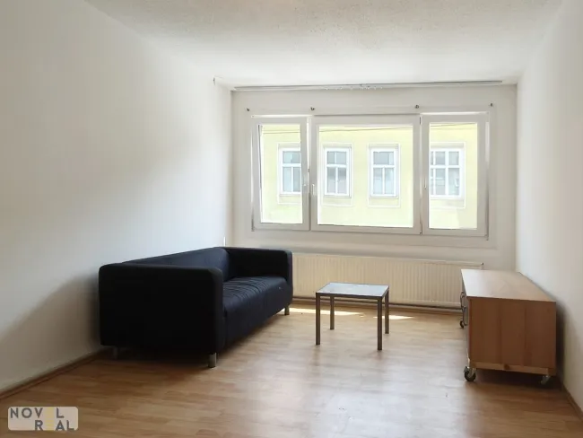 Attraktive 2-Zimmer-Wohnung mit Lift in bester Lage nahe Schloss Schönbrunn - Bild
