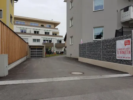 Tiefgaragenstellplatz zur Miete