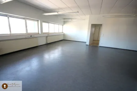 Büro in frequentierter Lage in Feldkirchen!!