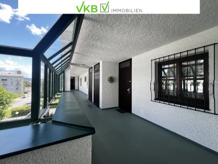 Großzügige Maisonettewohnung mit zwei Terrassen & Tiefgaragenplatz in Sackgassenlage