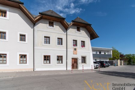 Wohnen mit Geschichte - charmante Altbau-Dachgeschosswohnung in Wels – Top 5 stilvoll wohnen auf ca. 81 m²