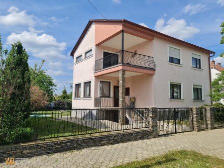 Sonnige Ruhelage, 157m² Wohnfläche, 2 Etagen, Garten und Balkon