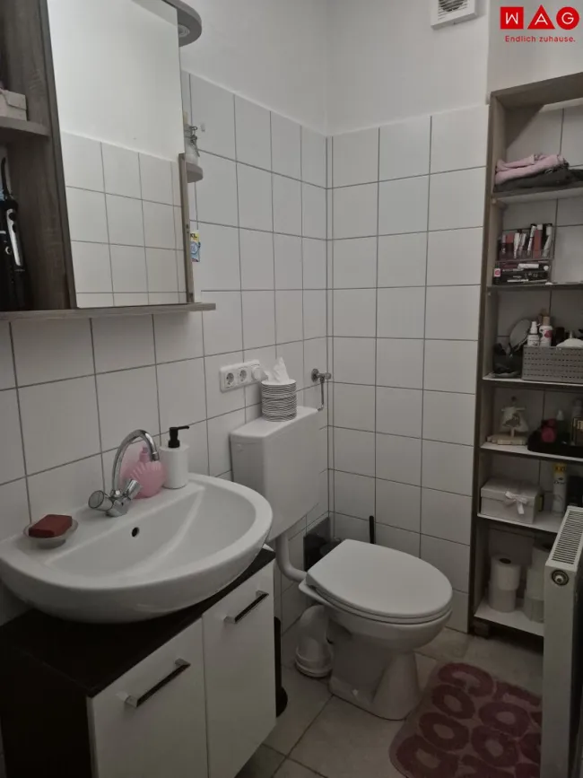Badezimmer mit Dusche