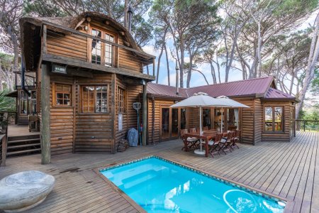 Exklusive Chalets in Sommerset East, 13.000m², 5 Bäder, 3 Garagen – Ihr Traumleben im Paradies